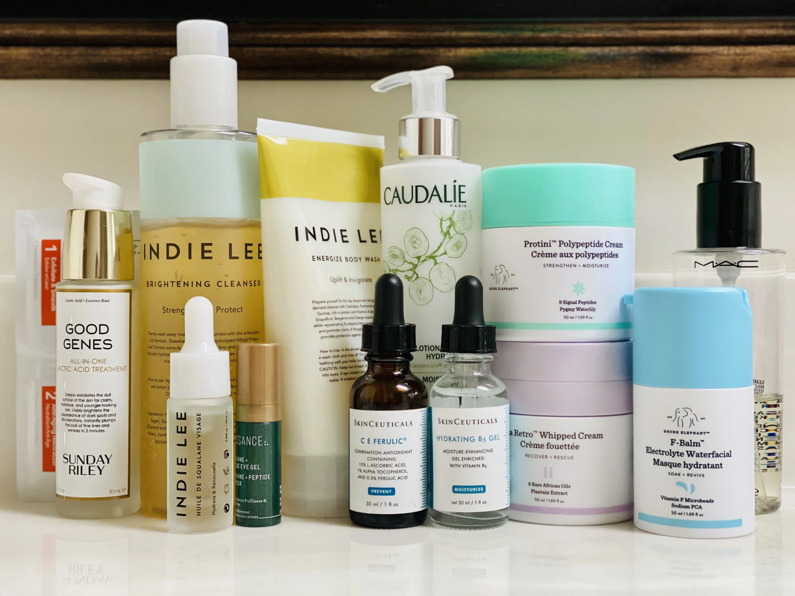 10 Beauty Routine Essentials