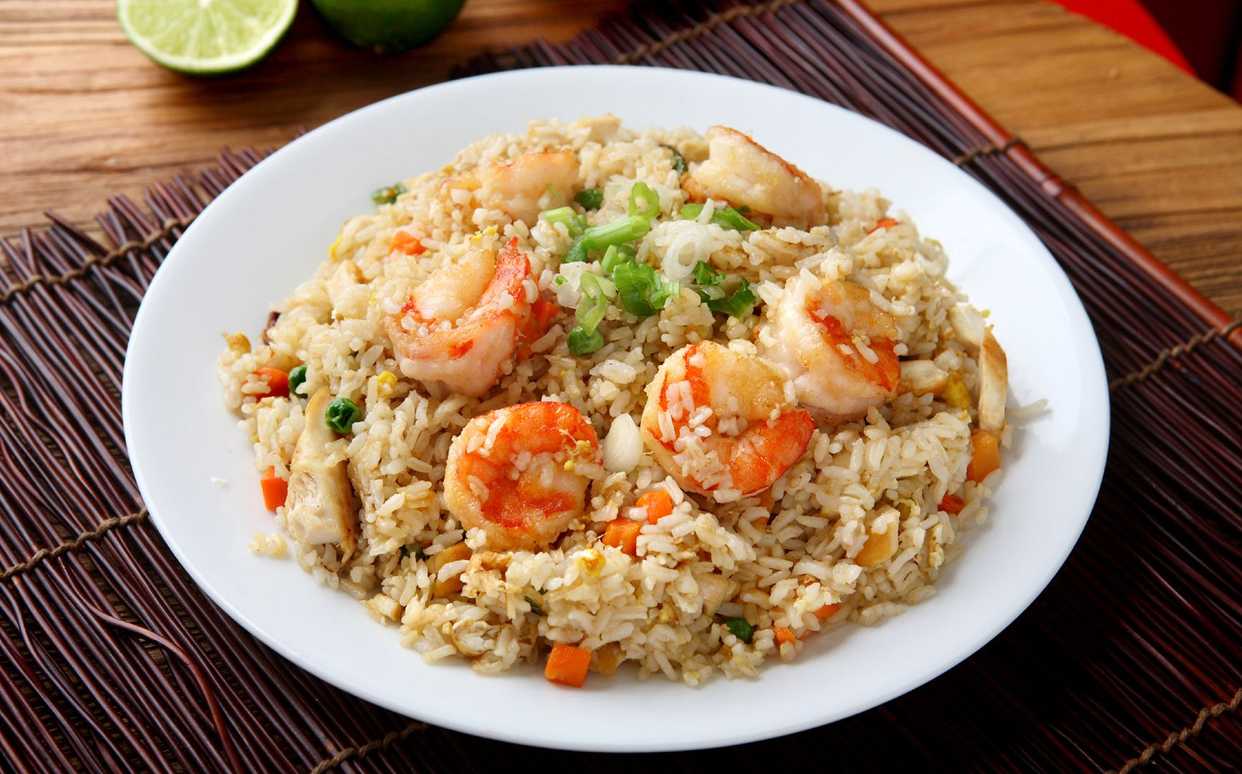 How to Prepare Chinese Shrimp Fried Rice