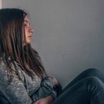 7 Major Early Warning Signs You May Be Developing Depression