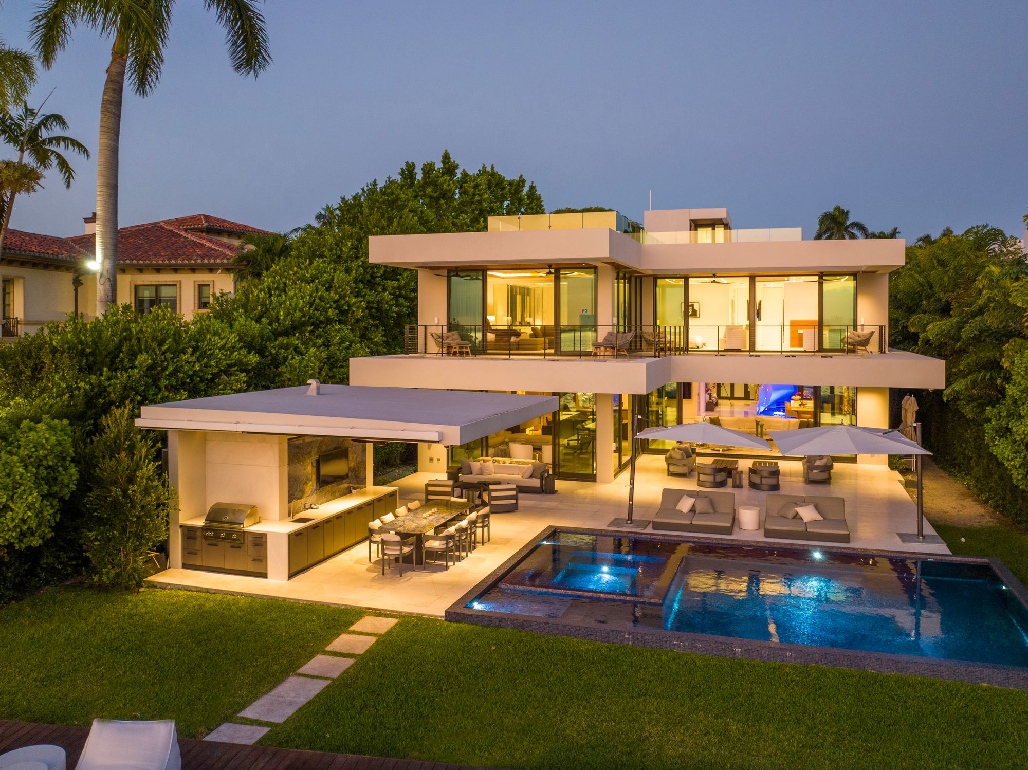 5 Reasons Why Real Estate is an Excellent Investment