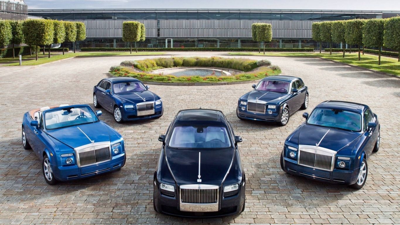 10 Finest Super-Luxury Automobiles of 2024